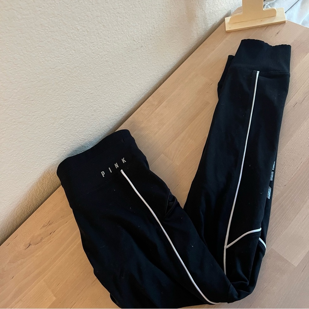 Pink leggings ☀️🌊